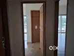 3 bhk semi furnished flat for rent Morabadi family