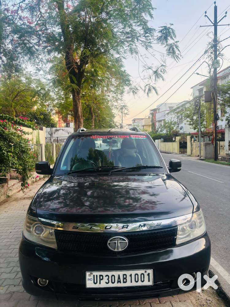Tata Safari Storme EX, 2015, Diesel