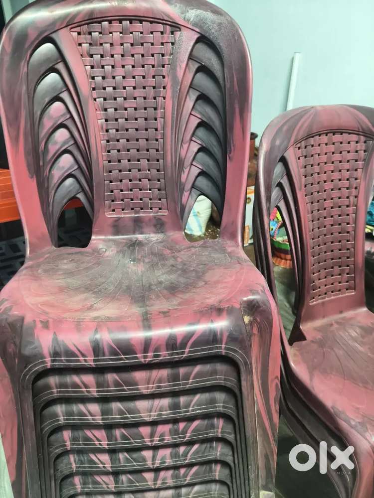 Chairs 15 no, Cylinder, Grinder, Kadai
