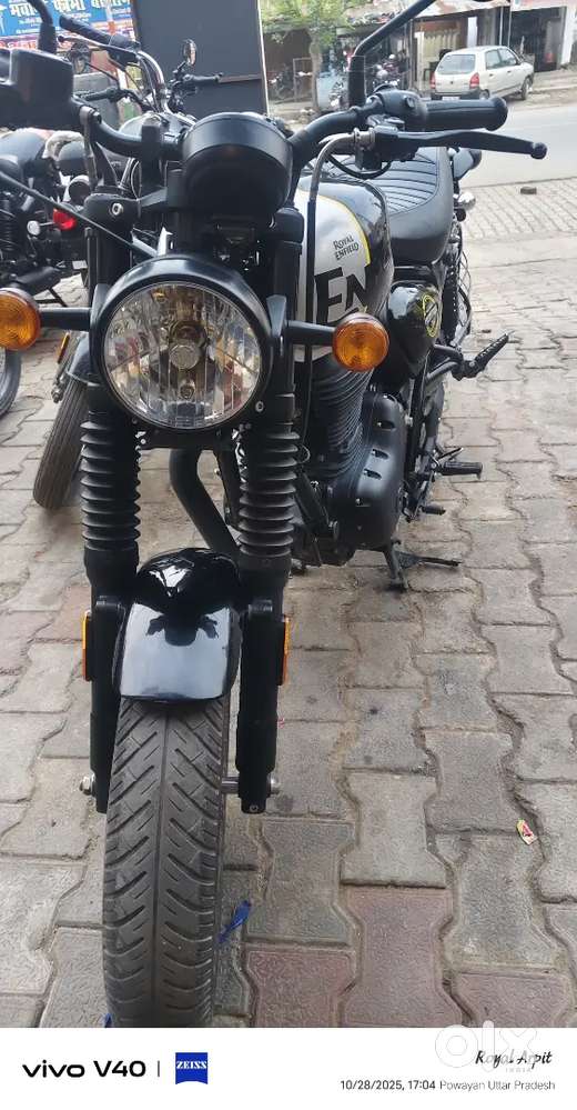 Royal Enfield Hunter 350...Model 1/1/2025