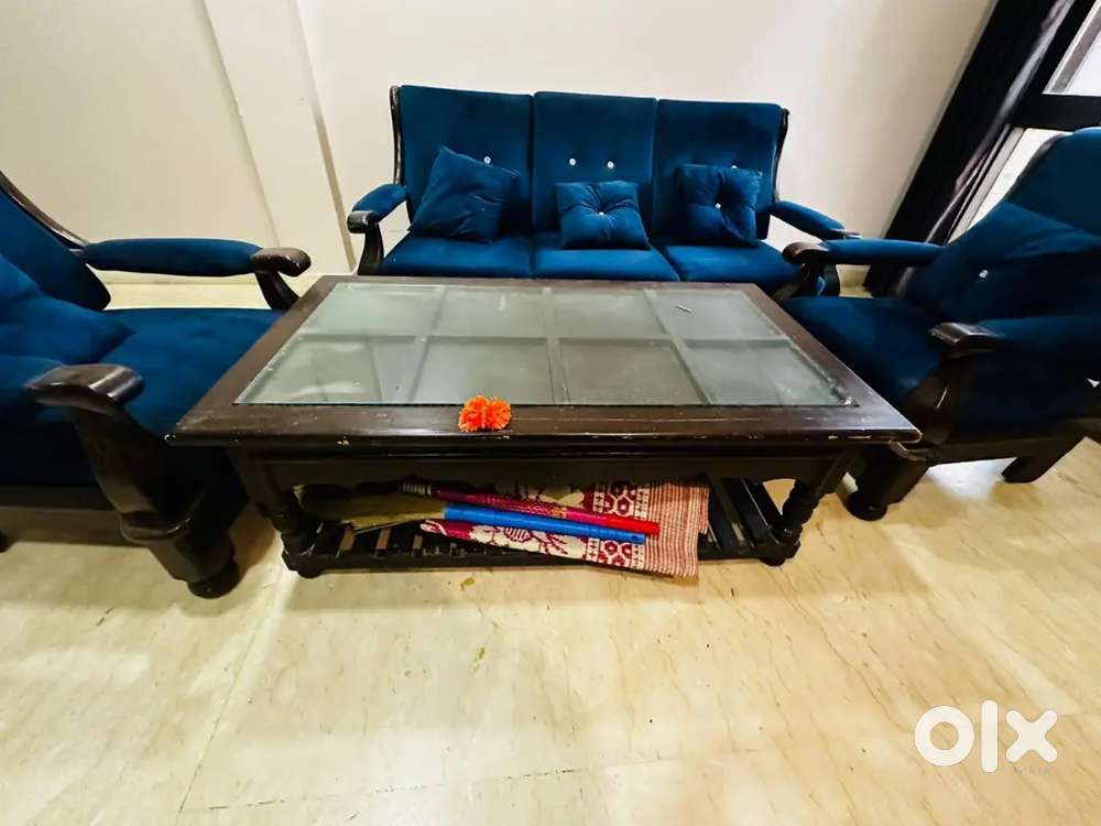 sofa set with table