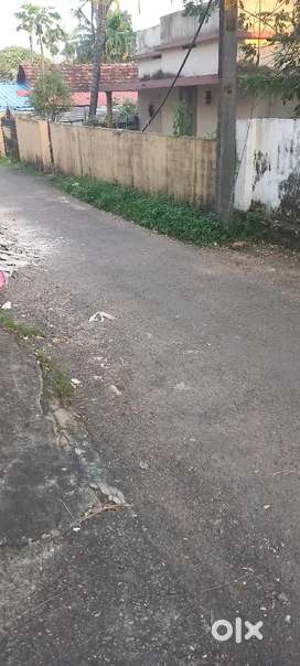 Land for sale near giri nagar bavans schools