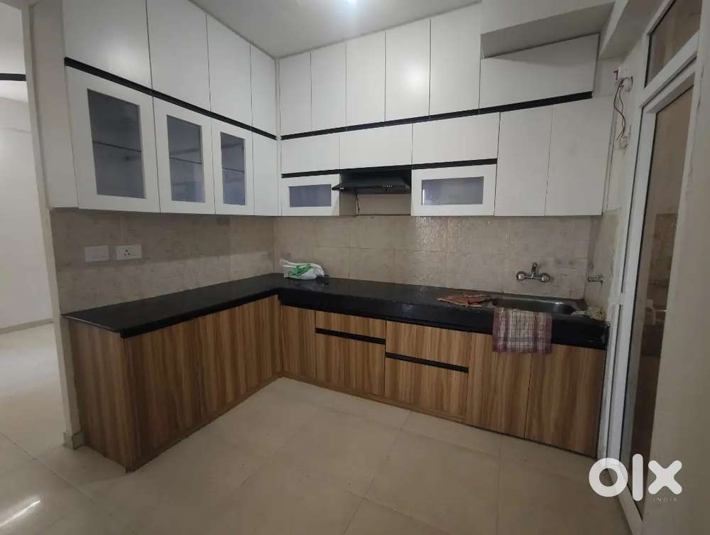 2bhk semi furnished available for rent