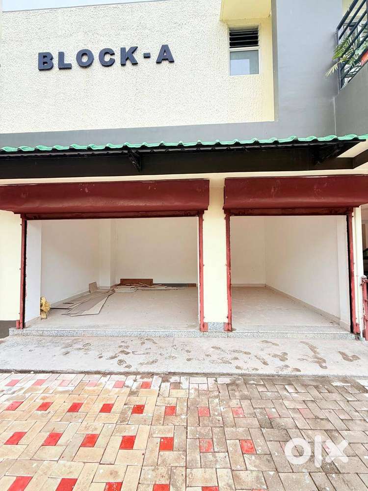 Front- Facing Commercial Space for Rent