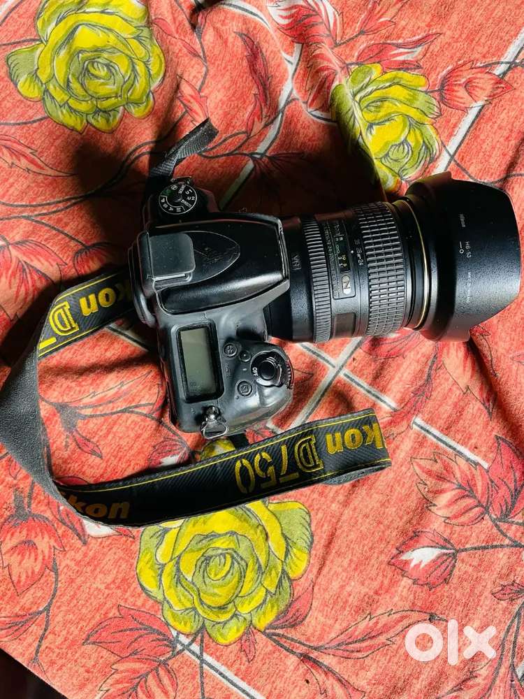 Nikon 750 with 24-120