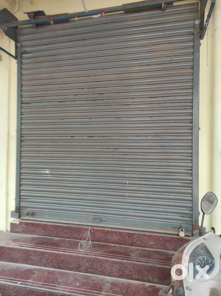 Shop for rent