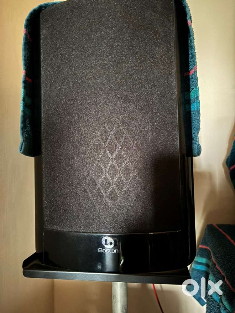 BOSTON A26 Bookshelf Speakers