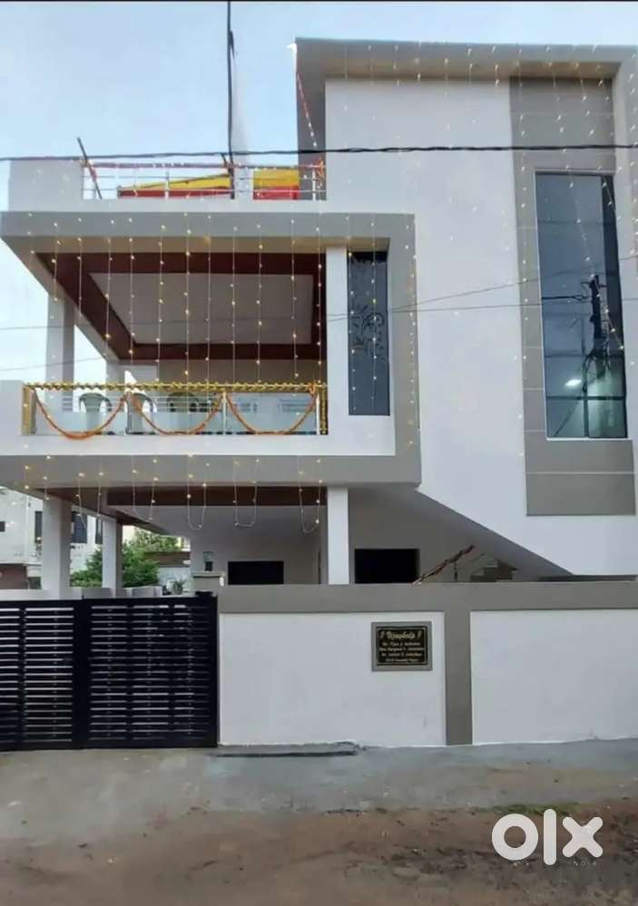 450 sq. Ft hall for rent opp madan ratan city, pipla Rd.