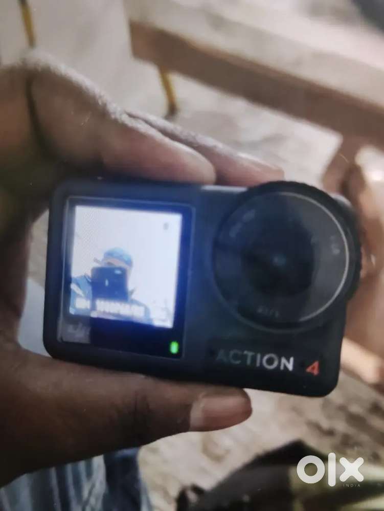 DJI Osmo Avtion 4 Standard Combo Action Camera