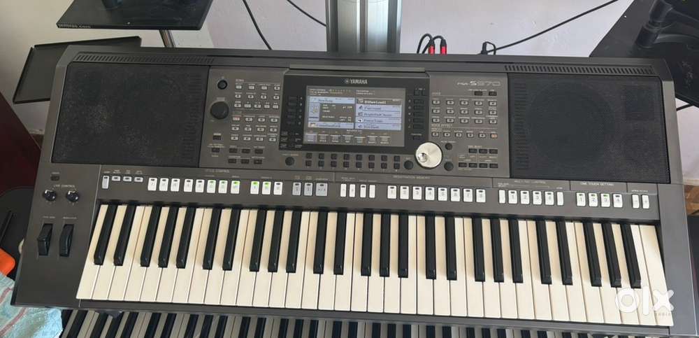 Yamaha psr s-970 keyboard for sale