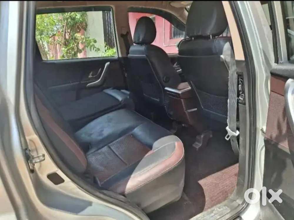 Mahindra XUV500 2014 Diesel 100000 Km Driven