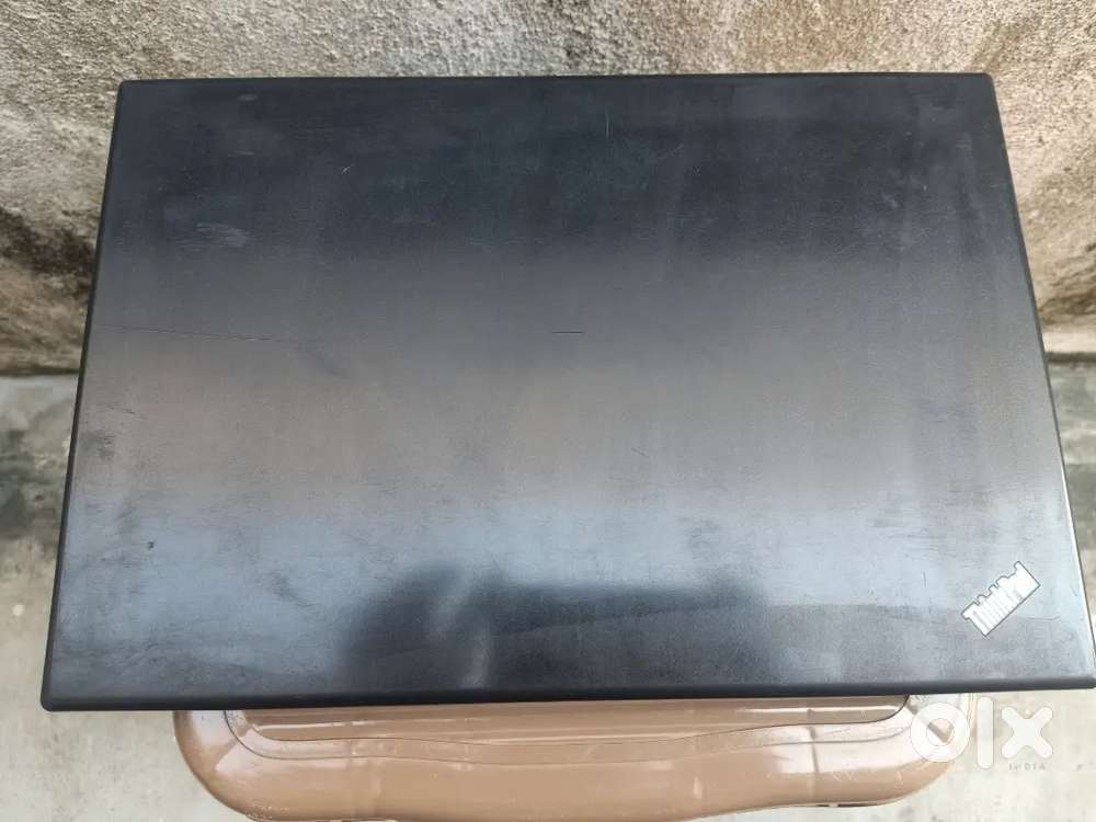 Lenovo ThinkPad i5 5th gen 4 gb ram