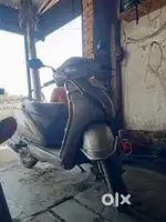 Absolutely thik condition me hai koi dikkat nahi hai , negotiation ha