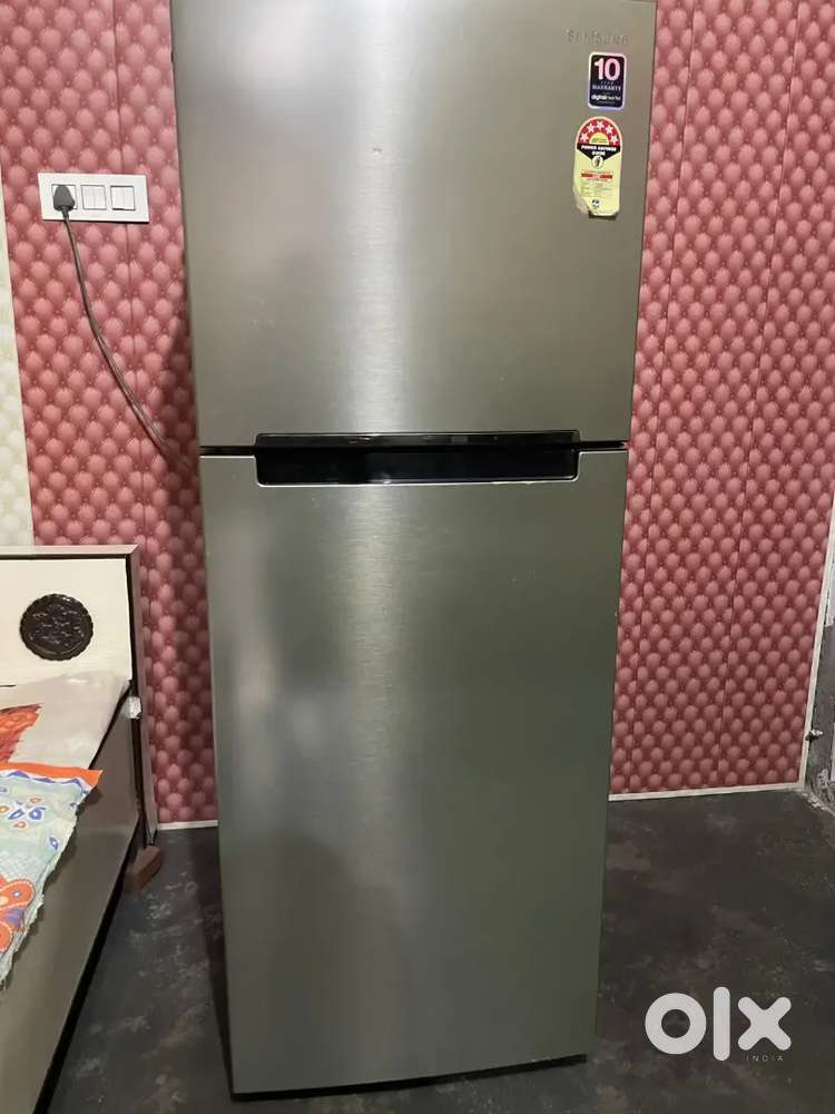 Fridge in running condition