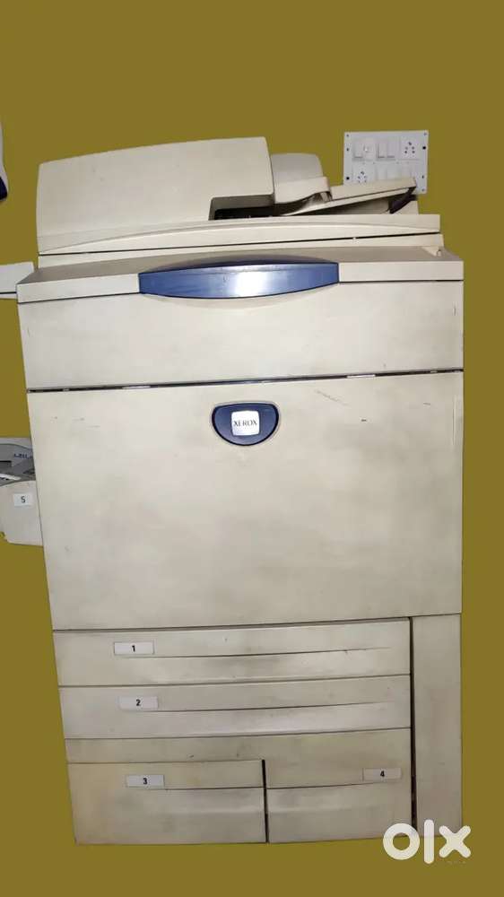 Xerox 252 DC multicolour Printing
Machine