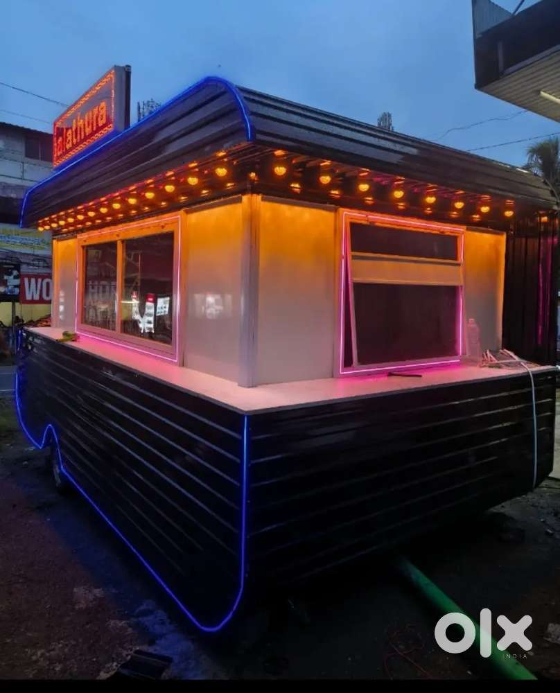 New model moving Food court