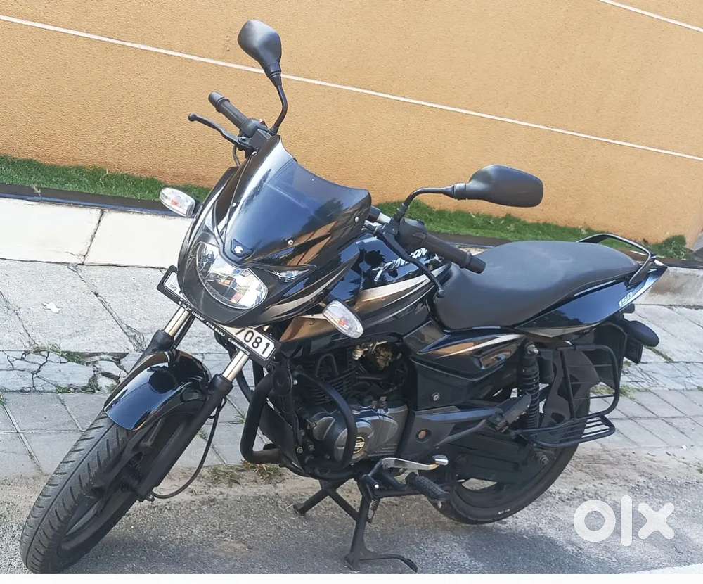 Pulsar 150 bs 4