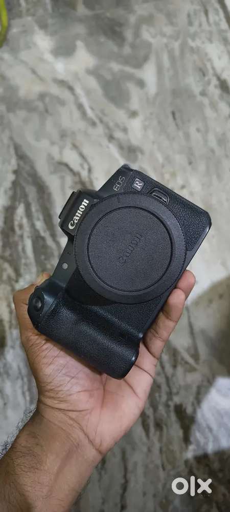 CANON ESO R