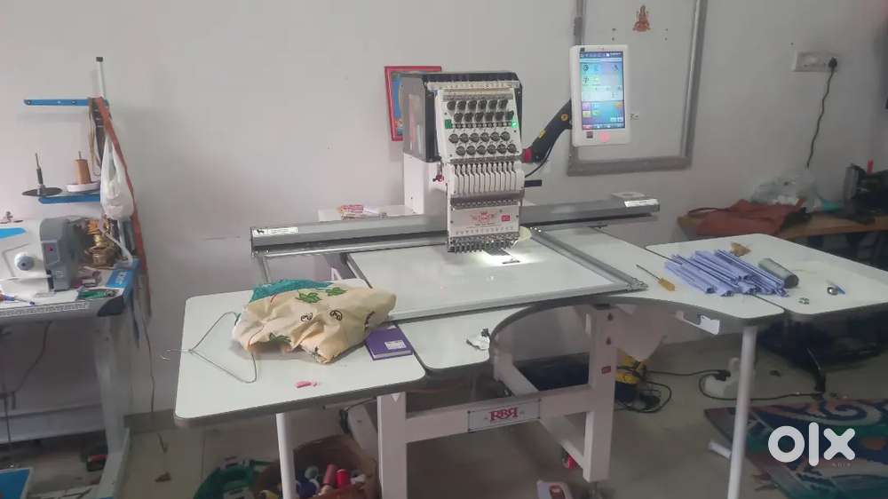 Auto embroidery machine only 5 to 6 months use