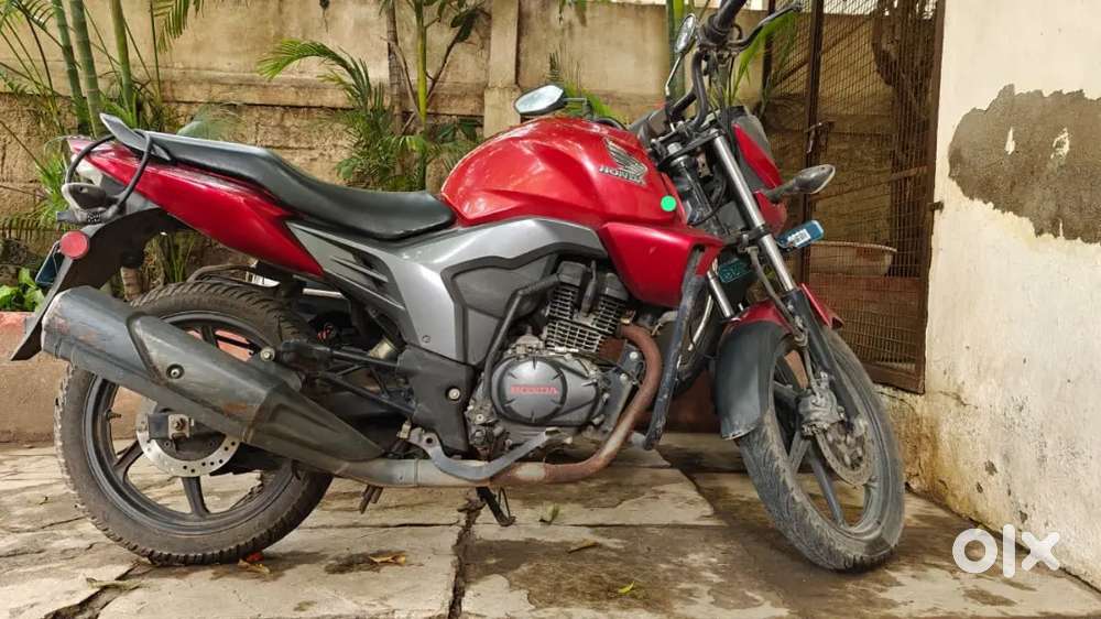 Honda CB Trigger 150 with Dual Disk. Mint condition.First Owner.