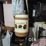 Tiffin 4 set 3 set.. total donon milakar 25 hai bade chhote