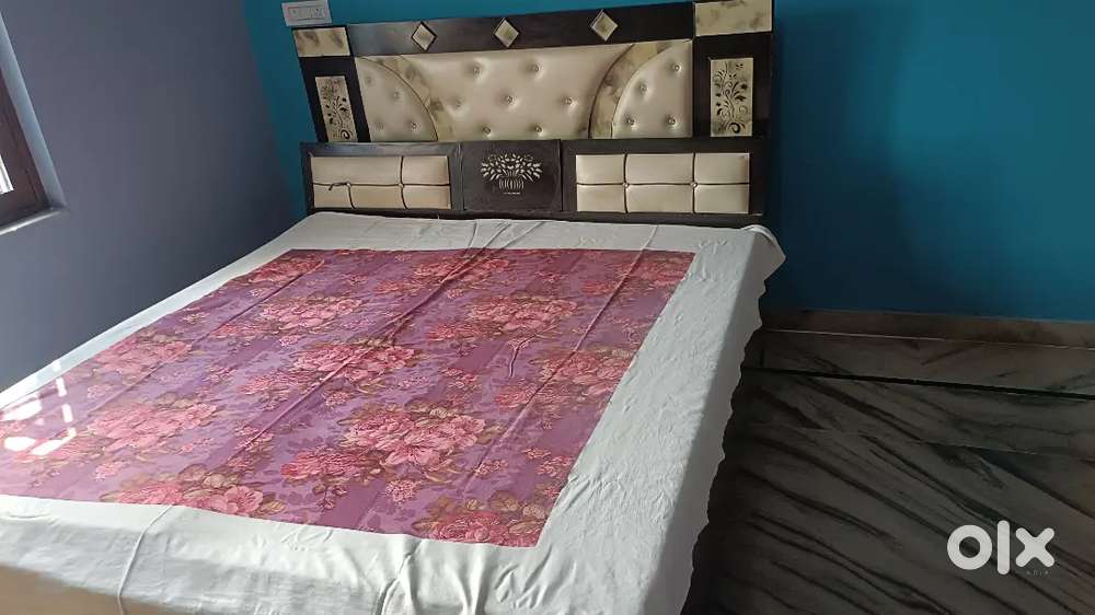 Dubbel bad with mattress