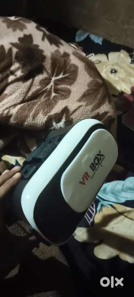 NEW VR BOX 2 day old