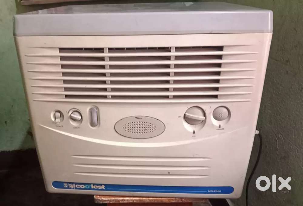 Bajaj cooler