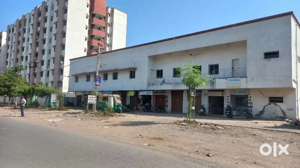 Shop or office for rent in Khodiyar colony