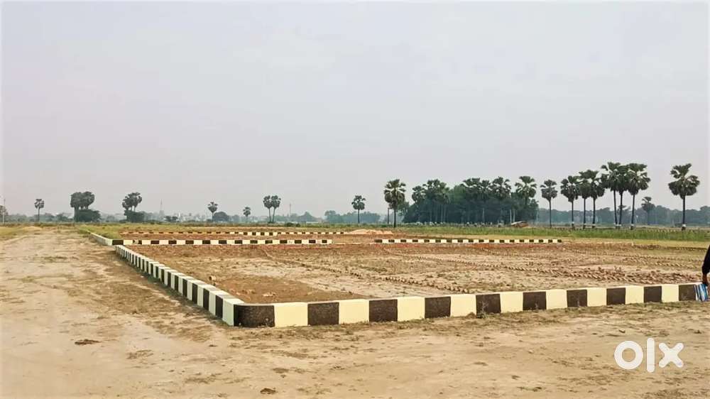 RESIDENCIAL  PLOTS AVAILABLE IN AGANAMPUDI.