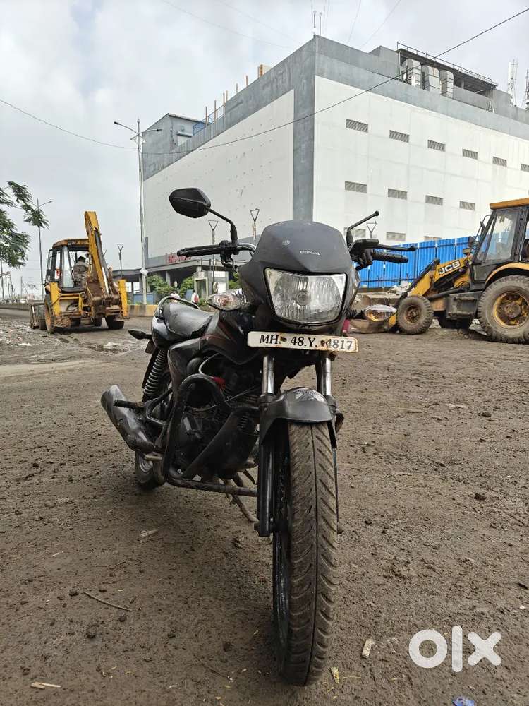 Honda Shine, Black - Less Driven, Excellent Condition