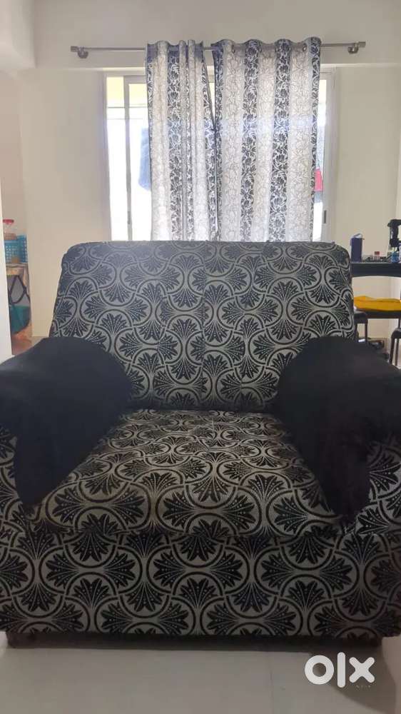 3+1+1 Sofa for sale