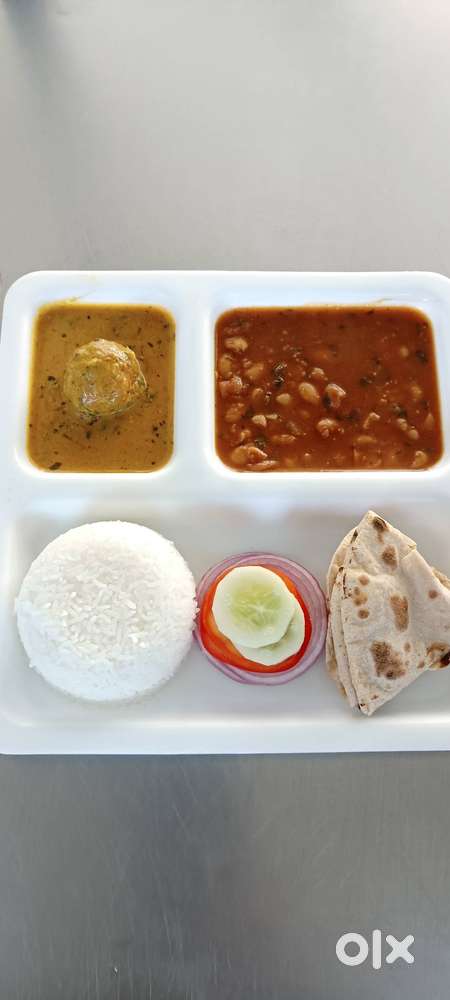 Canteen kitchen helper