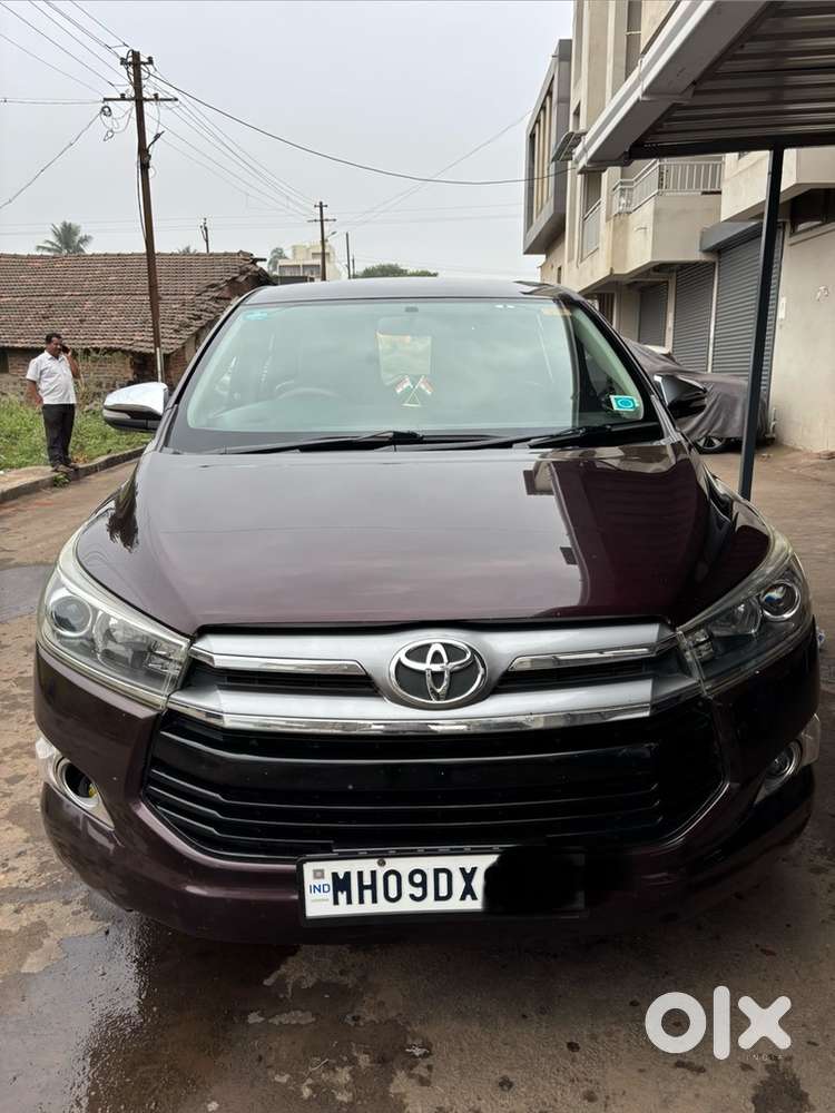 Toyota Innova Crysta 2016 Diesel Well Maintained