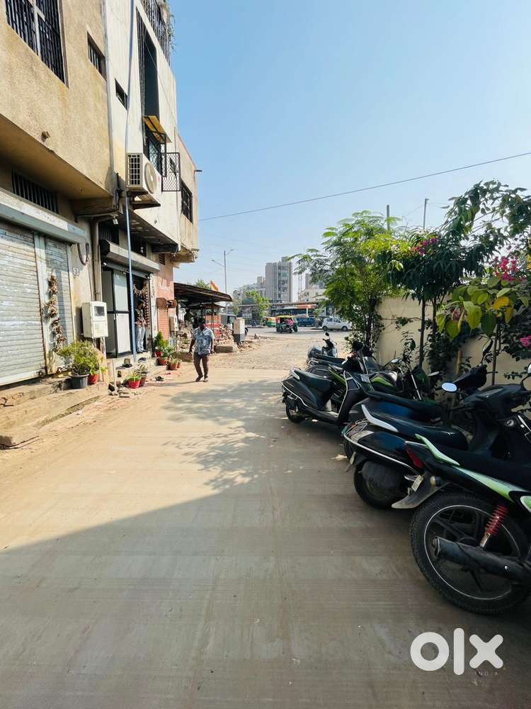 Shed/office for rent near main road baroda express way near shell pump