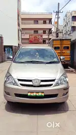 Toyota Innova 2.5 V 8 STR, 2008, Diesel