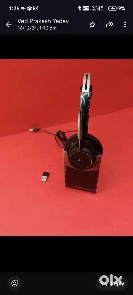 Plantronics Poly UC B825
New year sale 
Bluetooth Headphone