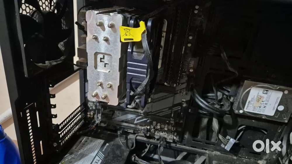 I7 8th gen processor  , gigabyte z380ud , 16gb ddr4 ram 3000mhz 256gb