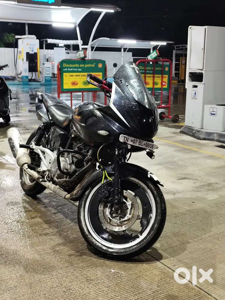 Pulsar 220 good condition