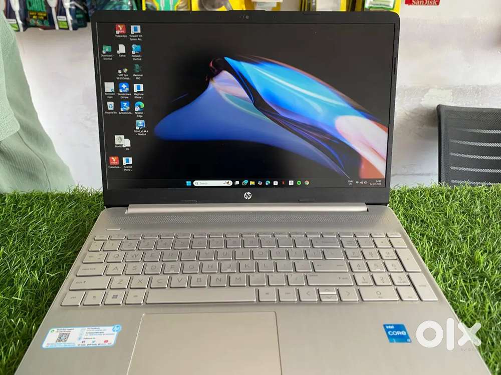 HP 12th generation 8/512