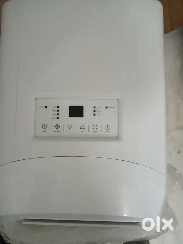 Tata croma portable AC and all inches samsung Tv