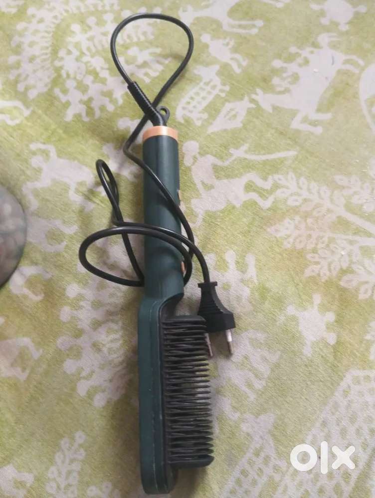 Hair straightener