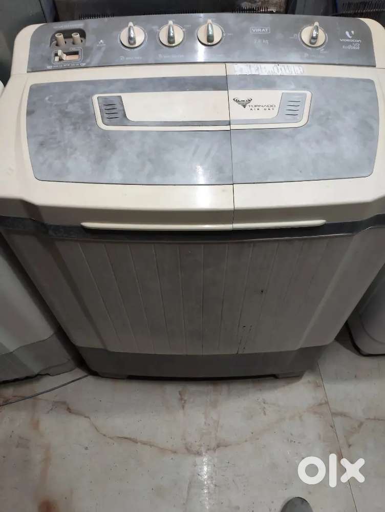 Video con wshing machine big size 7.6 kg sell krna h