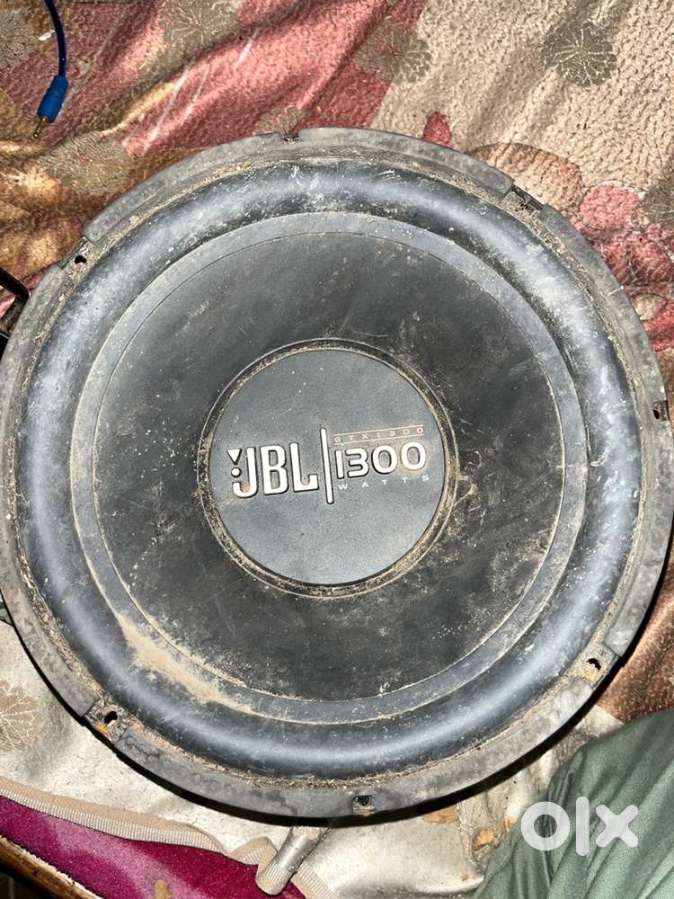 Jbl spikur 1300 wath