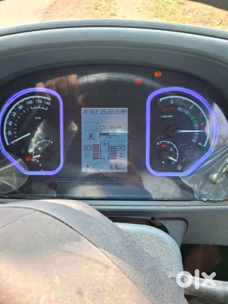 Driver req fir 6 wheel truck