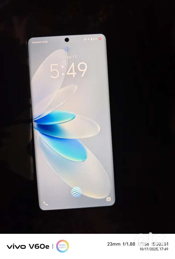 Vivo v27 pro 5g  8 128gb