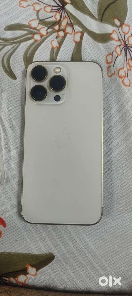 IPHONE 13 PRO GOLD COLOUR 128 GB MINT CONDITION