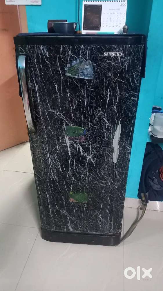 Running fridge sale185L