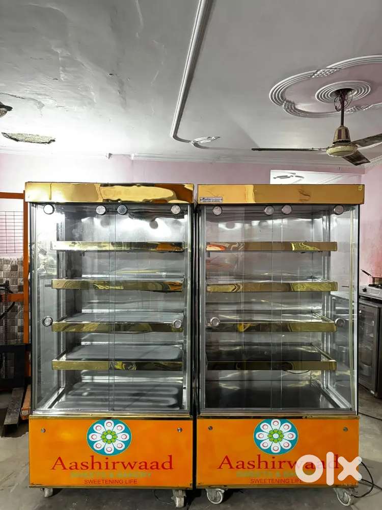 Display counter 3/6feet 2 piece