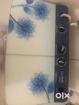 Lloyd 5 star semi automatic washing machine
